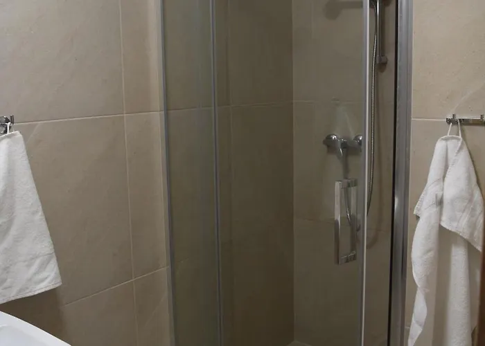 Na Hranici Circ